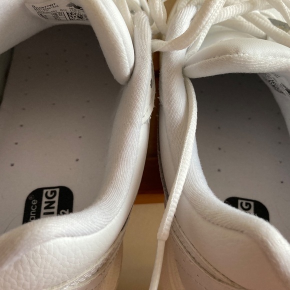 New Balance 577 White 885166891538 WW577WT 8W EXCELLENT - Picture 5 of 8